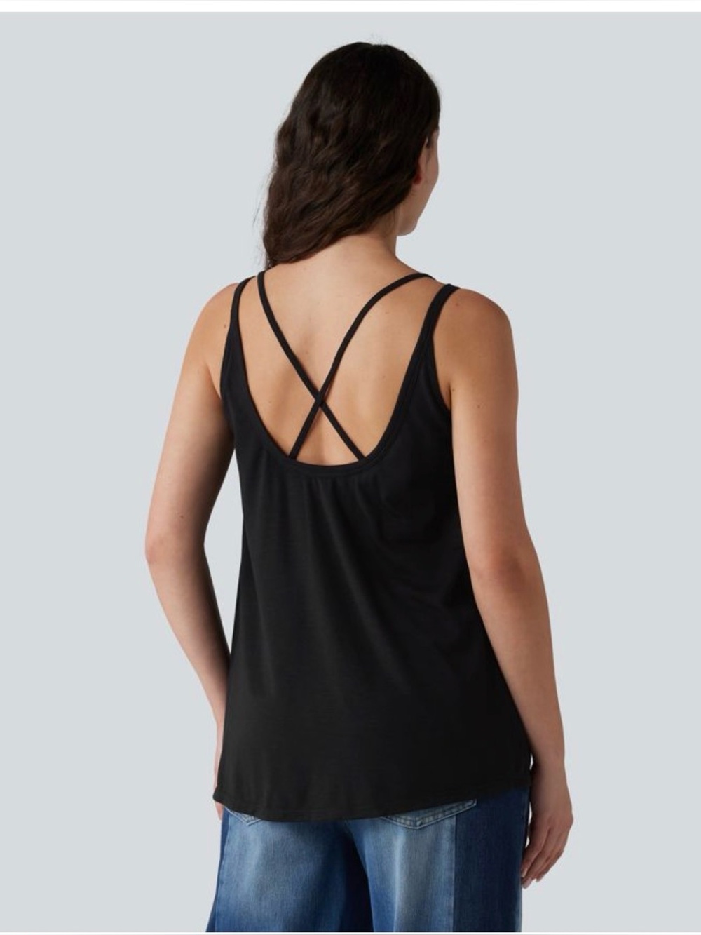 NWT Halara U-Neck Built-in Bra Loose Fit Casual Black Tank Top size Large